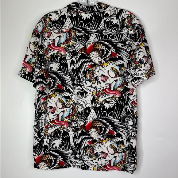 Ed Hardy Battle Skull Short Sleeve Button Up Shirt Size Medium - Picture 4 of 9
